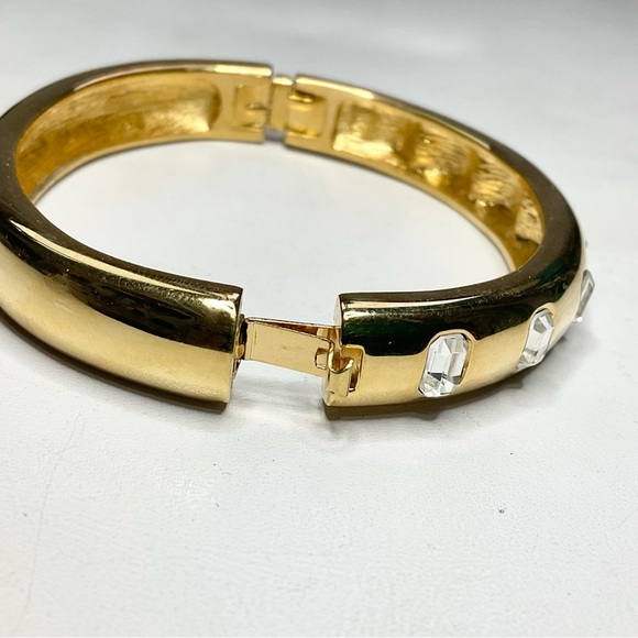 Joan Rivers Flashy Crystals Bangle Couture Costume - Picture 5 of 7